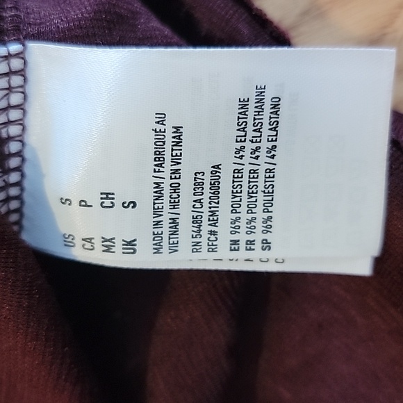 NWT, American Eagle Cropped Stretch Lace Top - Picture 14 of 16